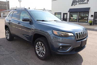 2021 Jeep Cherokee, $16500. Photo 2