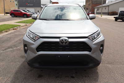 2021 Toyota RAV4, $19995. Photo 10