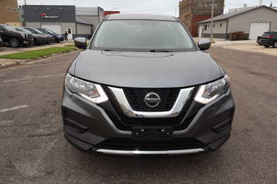 2018 Nissan Rogue, $12900. Photo 12