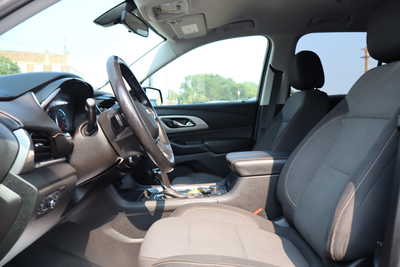 2019 Chevrolet Traverse, $14500. Photo 5