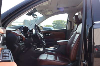 2019 Chevrolet Traverse, $23995. Photo 9