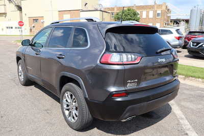 2019 Jeep Cherokee, $13500. Photo 8