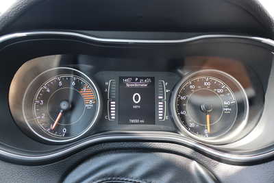 2019 Jeep Cherokee, $13500. Photo 10