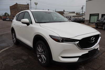 2019 Mazda CX-5, $17995. Photo 3