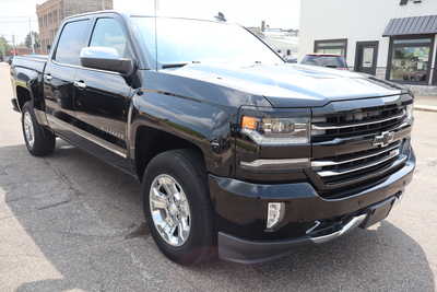 2016 Chevrolet 1500 Crew Cab, $20900. Photo 2