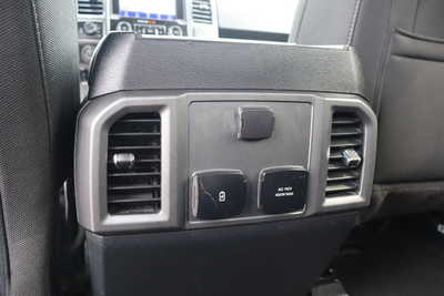 2020 Ford F150 Crew Cab, $27500. Photo 12