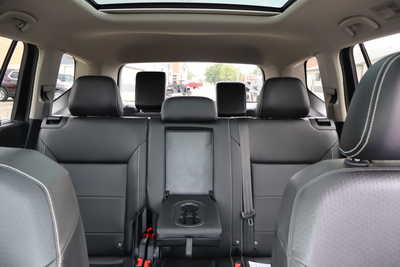 2023 Volkswagen Atlas, $27995. Photo 6