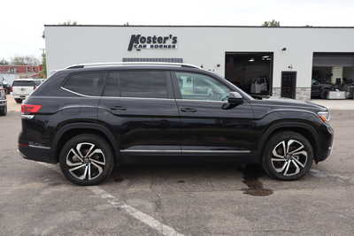 2023 Volkswagen Atlas, $27995. Photo 9