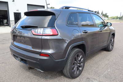 2021 Jeep Cherokee, $18995. Photo 4