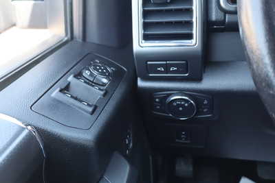 2016 Ford F150 Crew Cab, $19995. Photo 12