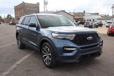 2020 Ford Explorer, $23995. Photo 3