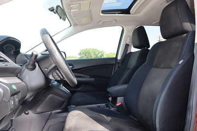 2015 Honda CR-V, $13500. Photo 5