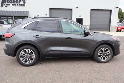 2020 Ford Escape, $14900. Photo 9