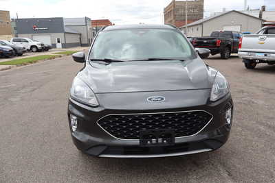 2020 Ford Escape, $14900. Photo 12