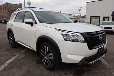2024 Nissan Pathfinder, $30995. Photo 2