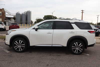 2024 Nissan Pathfinder, $30995. Photo 8