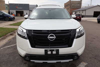 2024 Nissan Pathfinder, $30995. Photo 12