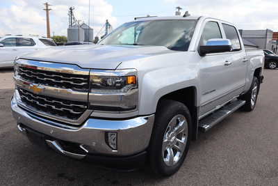 2018 Chevrolet 1500 Crew Cab, $28995. Photo 1