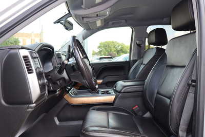 2018 Chevrolet 1500 Crew Cab, $28995. Photo 5
