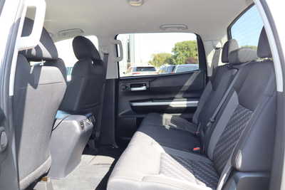 2018 Toyota Tundra Crew Cab, $27995. Photo 6