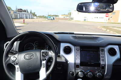 2018 Toyota Tundra Crew Cab, $27995. Photo 7
