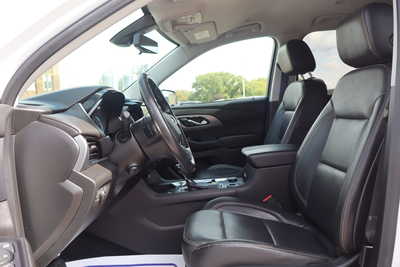 2020 Chevrolet Traverse, $22900. Photo 5