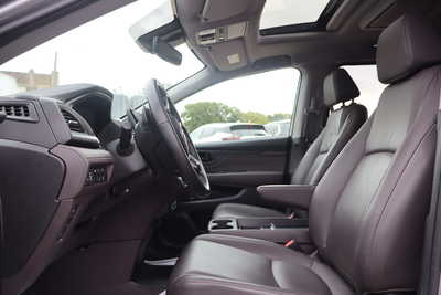 2019 Honda Odyssey, $26995. Photo 5