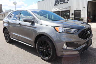 2022 Ford Edge, $23995. Photo 2