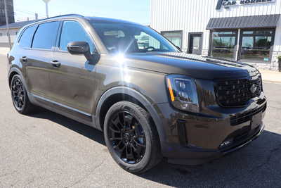 2021 Kia Telluride, $24900. Photo 2