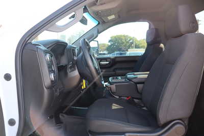 2022 GMC 2500 Reg Cab, $31995. Photo 5