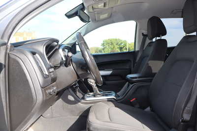 2022 Chevrolet Colorado Crew Cab, $23995. Photo 5