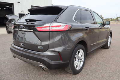2020 Ford Edge, $18995. Photo 3