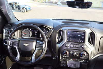 2022 Chevrolet 1500 Crew Cab, $29995. Photo 7