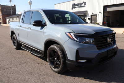 2022 Honda Ridgeline, $28500. Photo 2