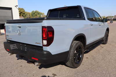 2022 Honda Ridgeline, $28500. Photo 3