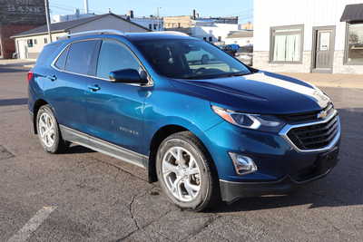 2020 Chevrolet Equinox, $15995. Photo 2