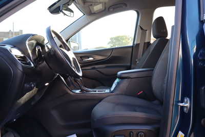 2020 Chevrolet Equinox, $15995. Photo 5