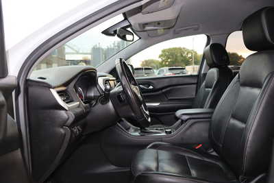 2018 GMC Acadia, $16900. Photo 5