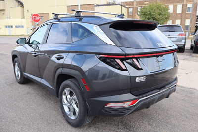 2022 Hyundai Tucson, $17995. Photo 4