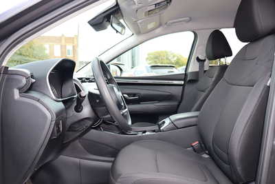 2022 Hyundai Tucson, $17995. Photo 5