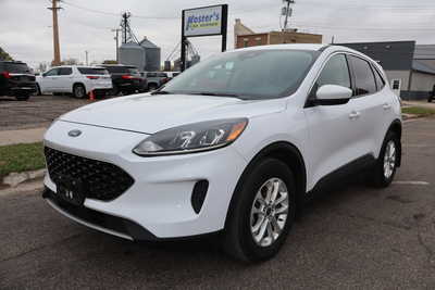 2020 Ford Escape, $14500. Photo 1