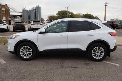 2020 Ford Escape, $14500. Photo 8