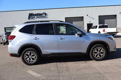 2020 Subaru Forester, $16500. Photo 9