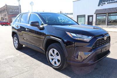 2023 Toyota RAV4, $21995. Photo 2