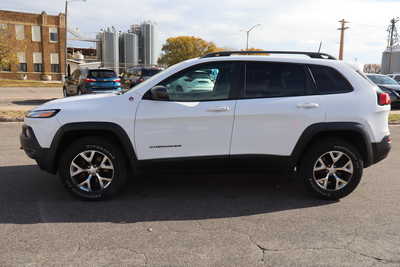 2018 Jeep Cherokee, $13995. Photo 8