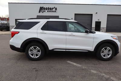2021 Ford Explorer, $19995. Photo 9