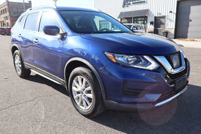 2017 Nissan Rogue, $10500. Photo 2
