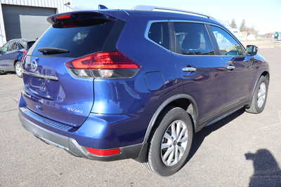 2017 Nissan Rogue, $10500. Photo 3