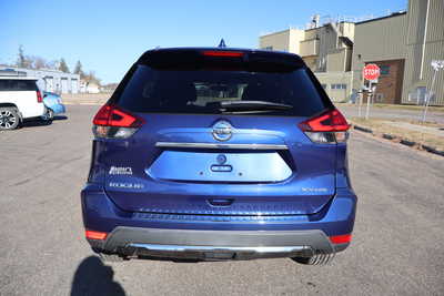 2017 Nissan Rogue, $10500. Photo 10
