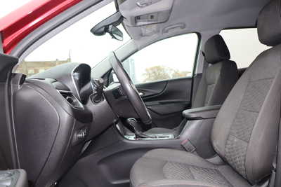 2020 Chevrolet Equinox, $15995. Photo 5